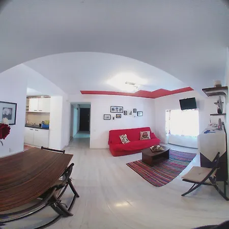 Old City Charming Attic Апартаменти *